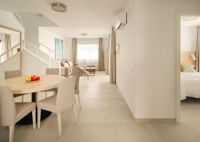 Domus Vulcani Maday Vila *