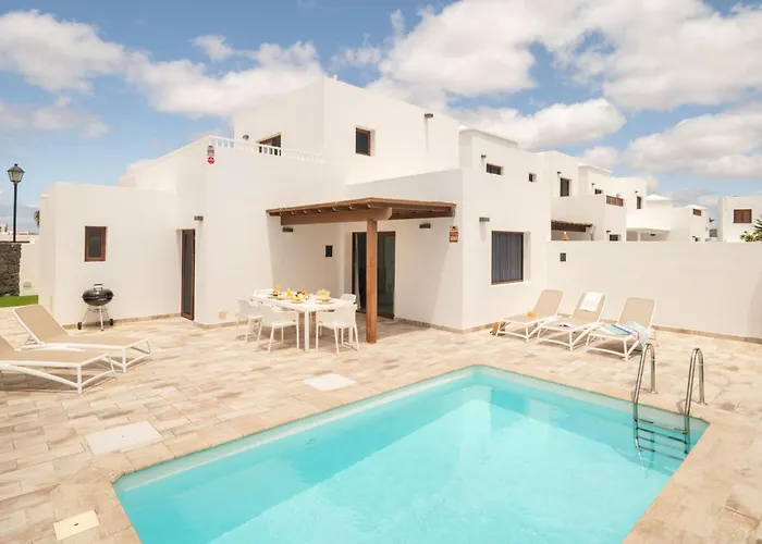 Domus Vulcani Maday Willa *